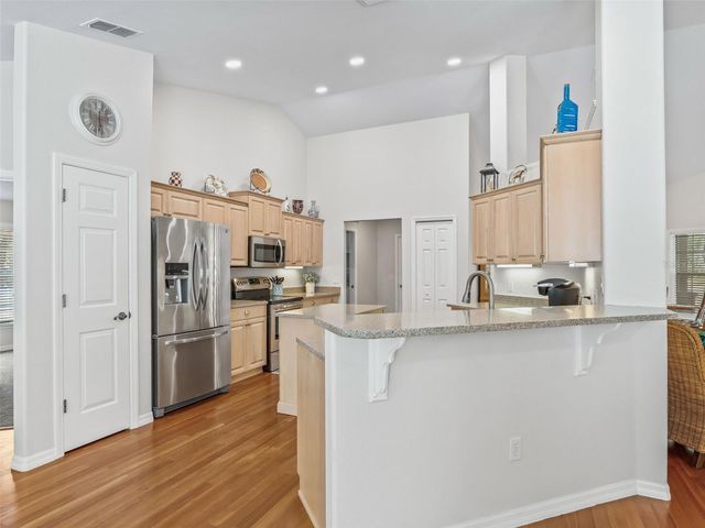 33 NEEDLES DR, Ocala, FL 34482