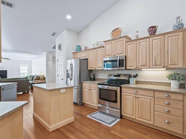 33 NEEDLES DR, Ocala, FL 34482