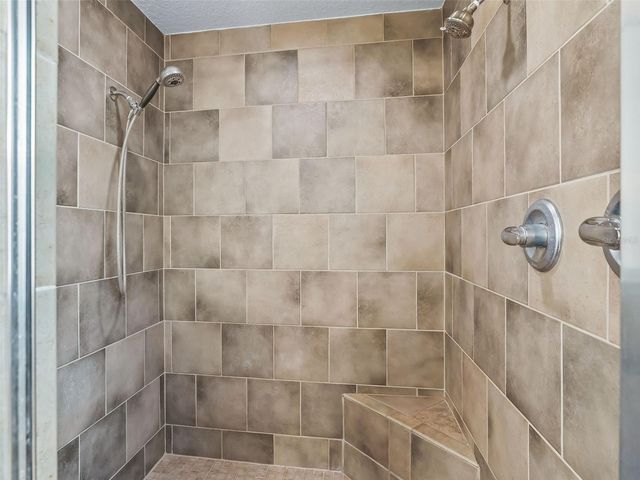 33 NEEDLES DR, Ocala, FL 34482