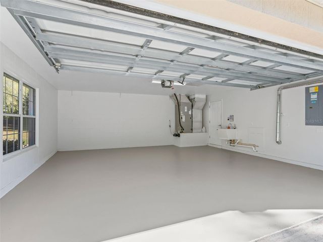 33 NEEDLES DR, Ocala, FL 34482