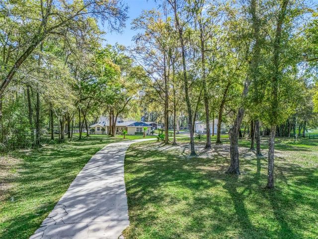 33 NEEDLES DR, Ocala, FL 34482