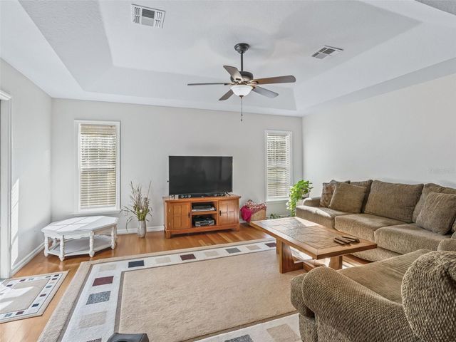 33 NEEDLES DR, Ocala, FL 34482