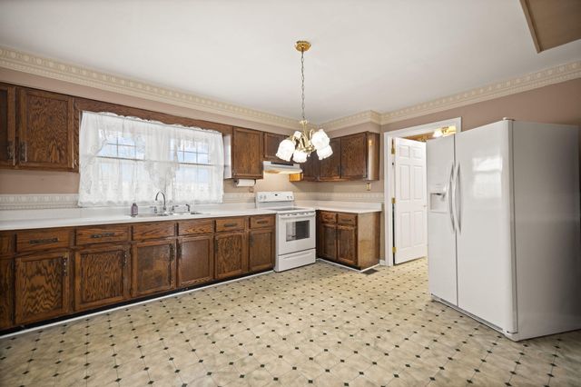 40 Burr Road, Mt Vernon, KY 40456