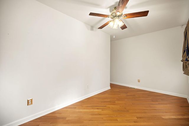 40 Burr Road, Mt Vernon, KY 40456