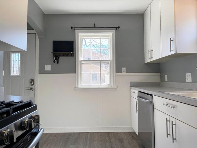 8032 Sunnyside Road, Mounds View, MN 55112