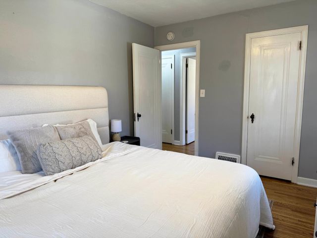 8032 Sunnyside Road, Mounds View, MN 55112