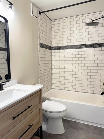 8032 Sunnyside Road, Mounds View, MN 55112