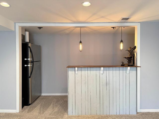 8032 Sunnyside Road, Mounds View, MN 55112