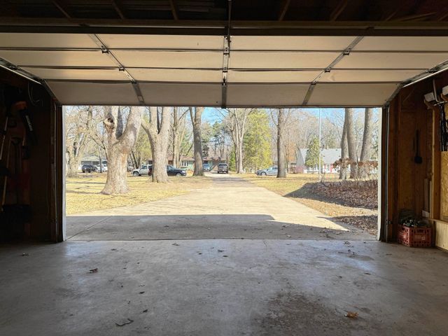 8032 Sunnyside Road, Mounds View, MN 55112