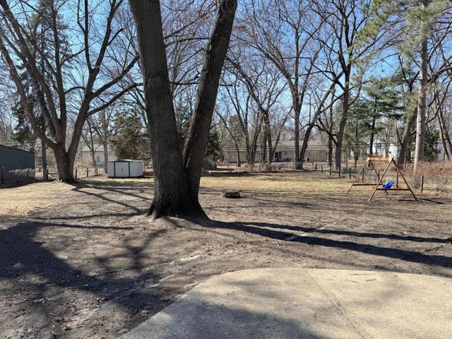 8032 Sunnyside Road, Mounds View, MN 55112