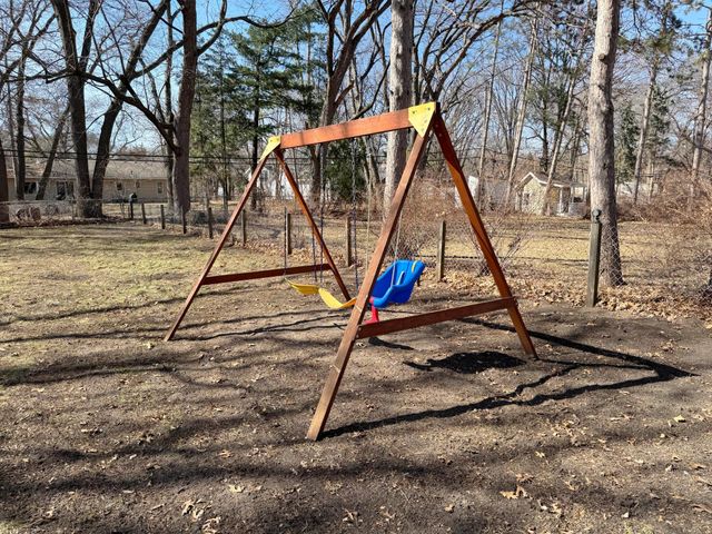 8032 Sunnyside Road, Mounds View, MN 55112