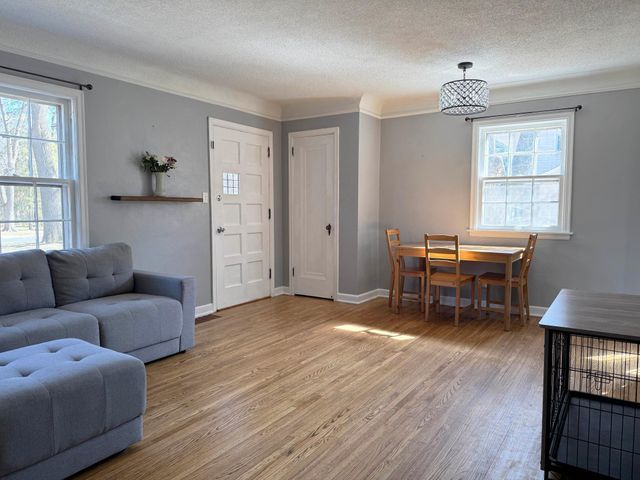 8032 Sunnyside Road, Mounds View, MN 55112