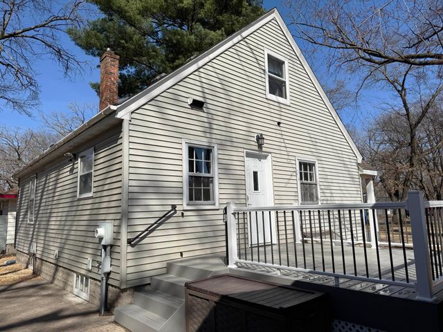 8032 Sunnyside Road, Mounds View, MN 55112