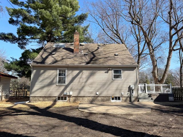 8032 Sunnyside Road, Mounds View, MN 55112