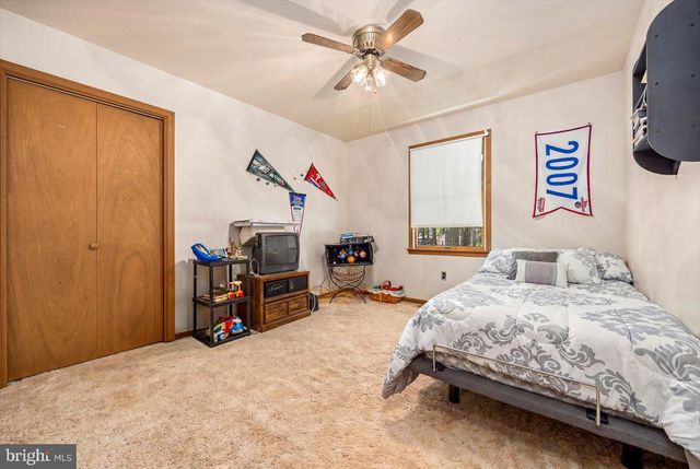 201 E 11TH AVE, Pine Hill, NJ 08021