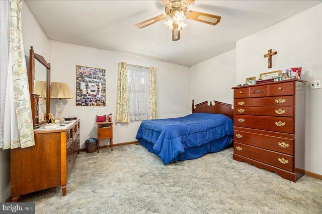 201 E 11TH AVE, Pine Hill, NJ 08021