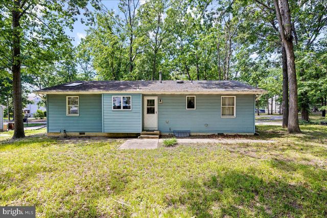 201 E 11TH AVE, Pine Hill, NJ 08021
