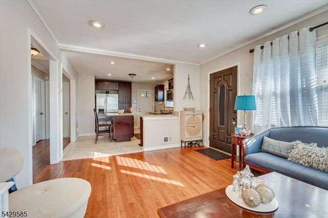 174 Runyon Ave, Franklin Twp., NJ 08873