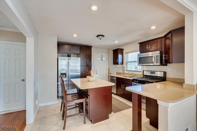 174 Runyon Ave, Franklin Twp., NJ 08873