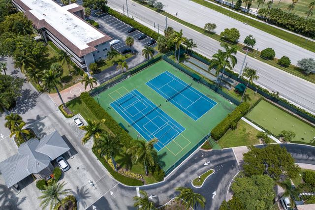 17 ROYAL PALM Way 6060, Boca Raton, FL 33432