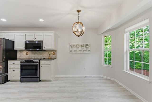 7229 Dice Lampley Rd, Fairview, TN 37062