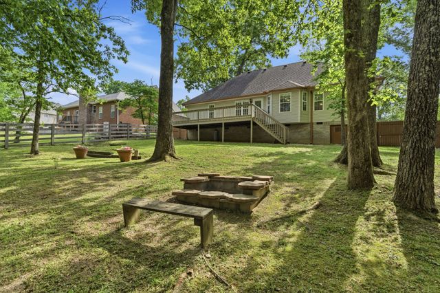 7229 Dice Lampley Rd, Fairview, TN 37062