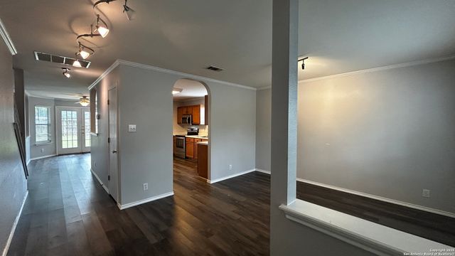 8319 SHOOTING QUAIL, San Antonio, TX 78250