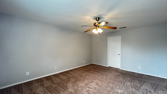 8319 SHOOTING QUAIL, San Antonio, TX 78250