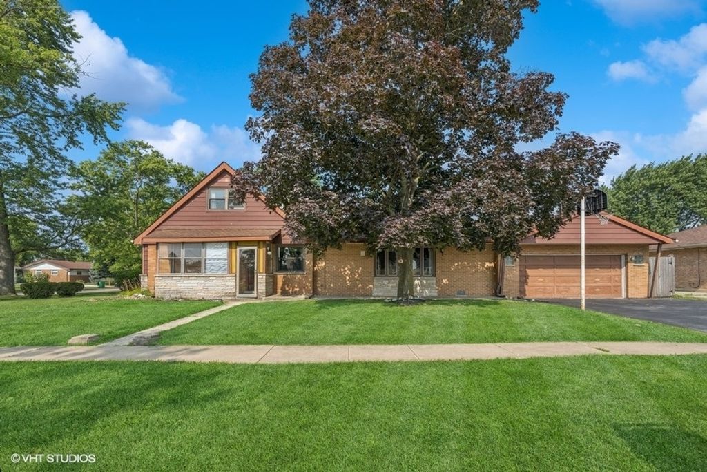 7030 W 91st Street, Bridgeview, IL 60455