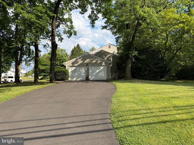 4190 HOFFMAN RD, Hatboro, PA 19040