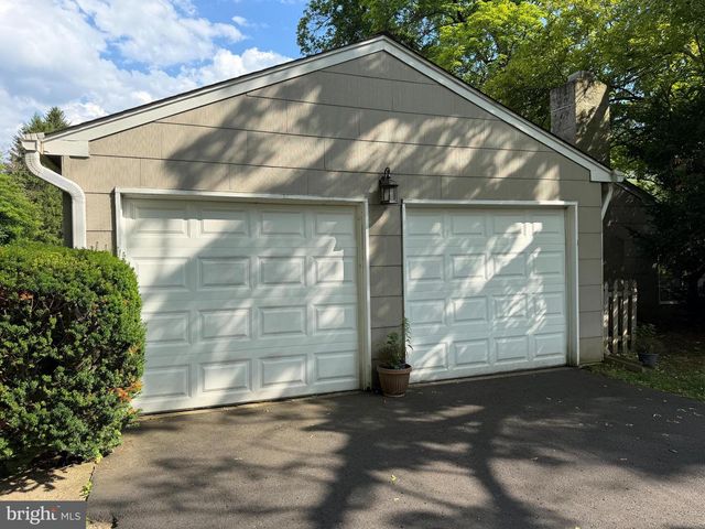 4190 HOFFMAN RD, Hatboro, PA 19040