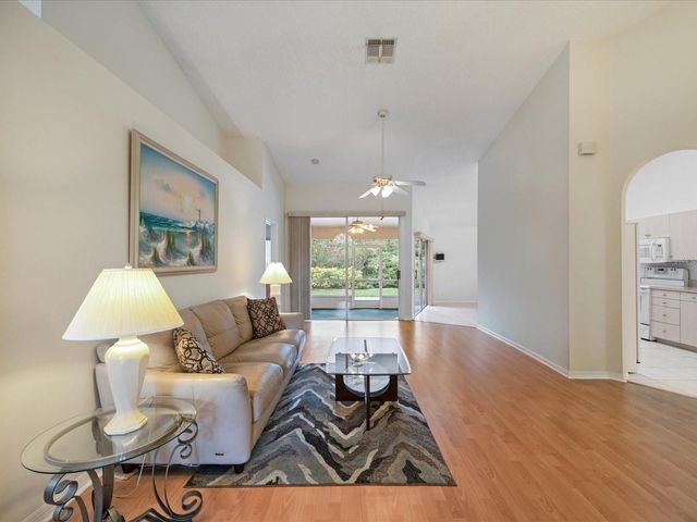 3014 PEPPERWOOD LANE W, Clearwater, FL 33761