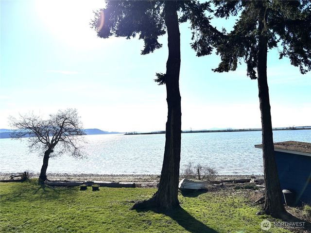 3671 Harnden Road, Bellingham, WA 98226