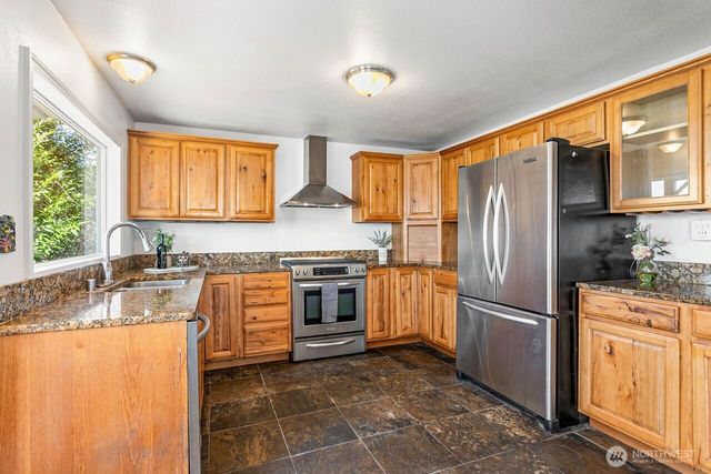 3671 Harnden Road, Bellingham, WA 98226