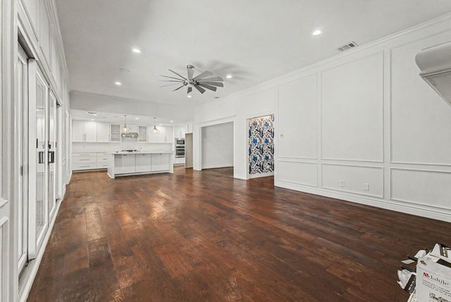 6812 Summer Meadow Lane, Dallas, TX 75252