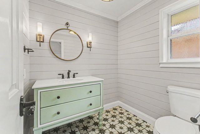 6812 Summer Meadow Lane, Dallas, TX 75252