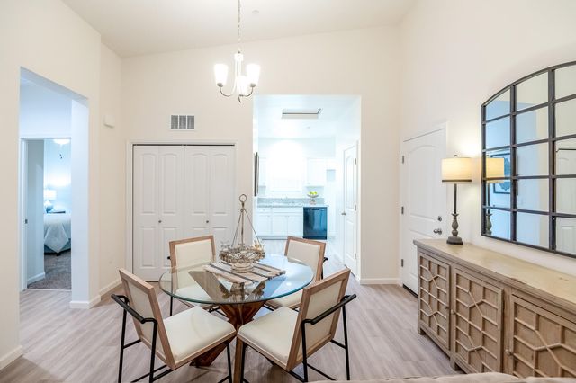 4122-4126 E Kaweah, Visalia, CA 93292