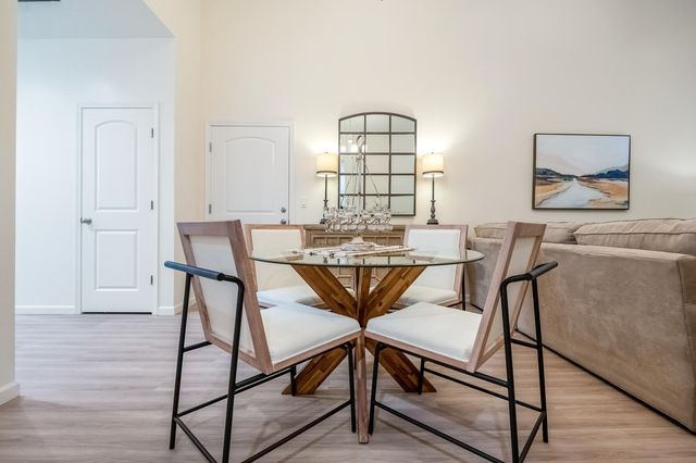 4122-4126 E Kaweah, Visalia, CA 93292