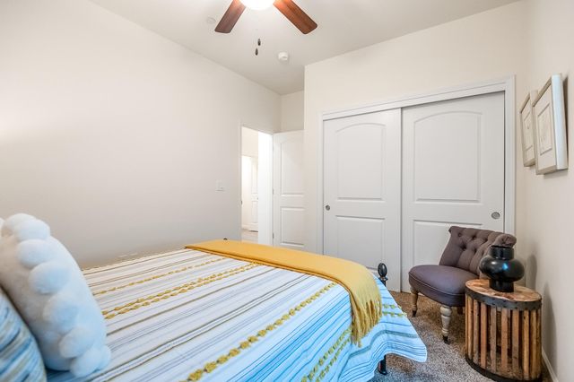 4122-4126 E Kaweah, Visalia, CA 93292