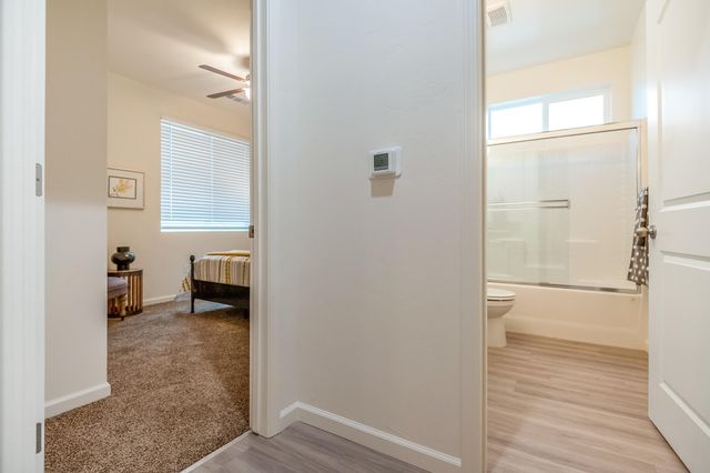 4122-4126 E Kaweah, Visalia, CA 93292