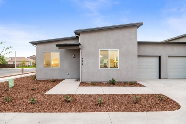 4122-4126 E Kaweah, Visalia, CA 93292