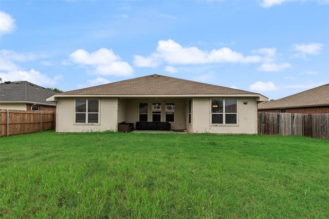 2701 Mockingbird Street, Royse City, TX 75189