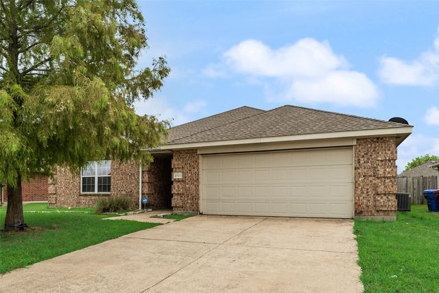 2701 Mockingbird Street, Royse City, TX 75189