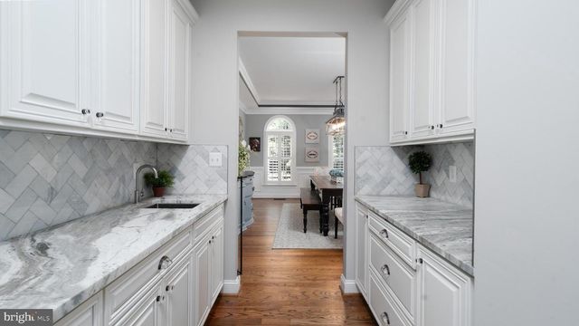 13128 KAHNS RD, Manassas, VA 20112