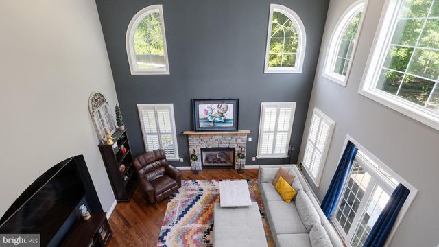13128 KAHNS RD, Manassas, VA 20112