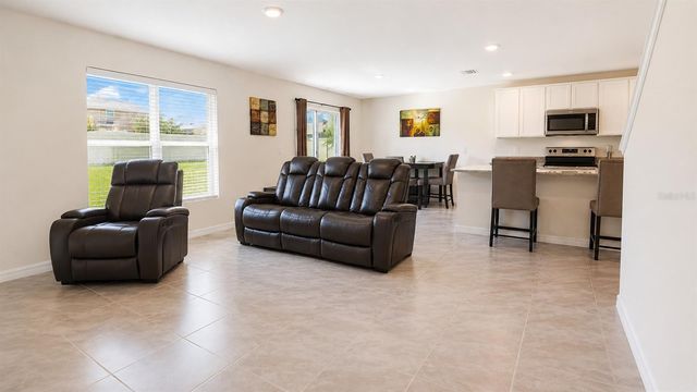 16531 WINDMILL FORGE PASS, Wimauma, FL 33598
