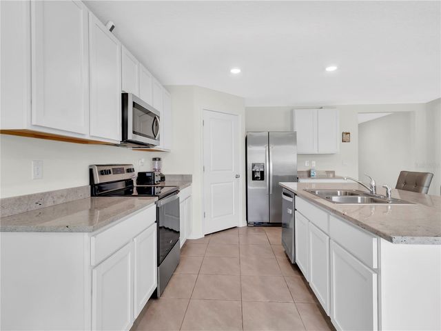 16531 WINDMILL FORGE PASS, Wimauma, FL 33598