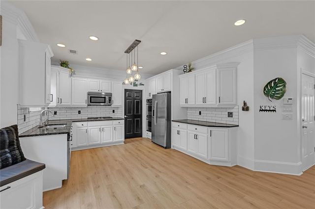 2720 Heritage Bend Court, Grayson, GA 30017