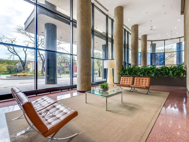 5415 N Sheridan Road 5015, Chicago, IL 60640