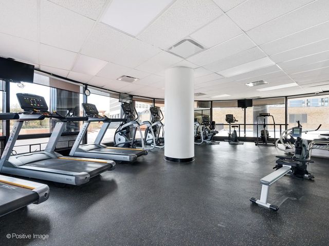5415 N Sheridan Road 5015, Chicago, IL 60640